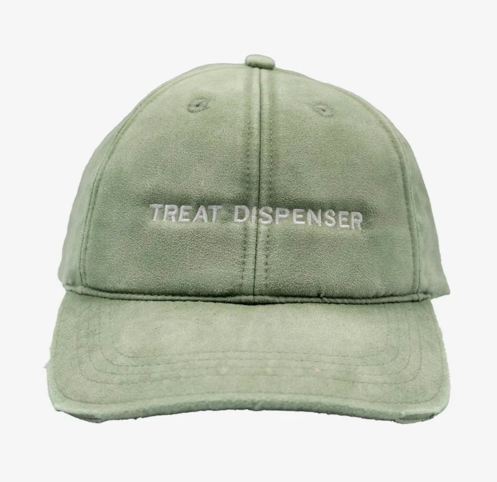 treat dispenser hat